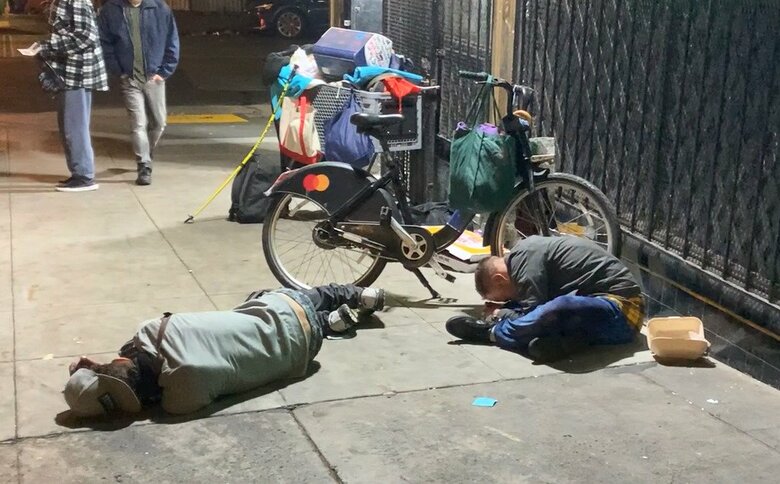 サンフランシスコ市内でも路上生活者が多く見られた