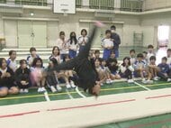アクロバティックな技に歓声…来年のアジア競技大会アスリート委員・寺本明日香さんが名古屋の小学生と交流