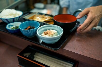 飲食店の制限は必要？物価上昇の実感は？データで見る“第６波”の影響