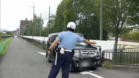 子どもたちの通学路が“抜け道”に　警察の制止振り切り逃走する車も　「20分くらいまける」　警察官に止められ「めっちゃ腹立つ」　大阪・茨木市