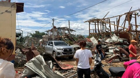 ミャンマーで大規模爆発20人以上死亡　鉱山作業用の爆薬が誤って爆発か