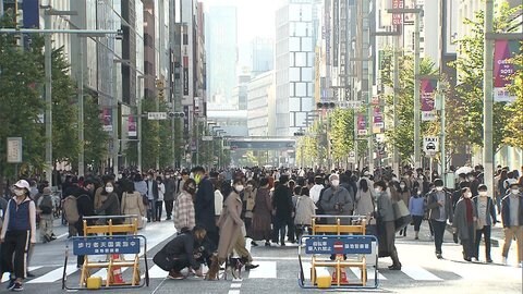 3連休「我慢の最終日」 各地で人出減