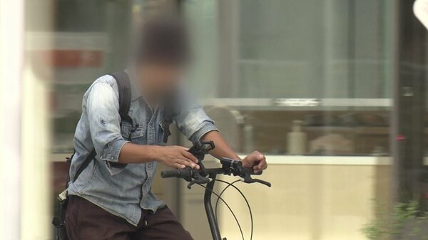 ながらスマホ」で6カ月懲役も 自転車事故急増で罰則強化 自転車の酒気
