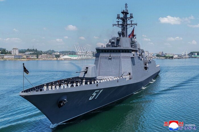 北朝鮮の最新駆逐艦「崔賢」（チェヒョン 51）