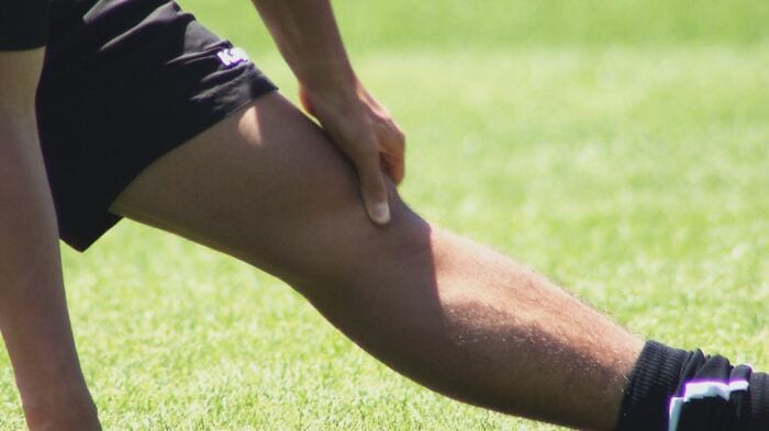 プロキャリアを通じ、膝には5度メスを入れることとなった