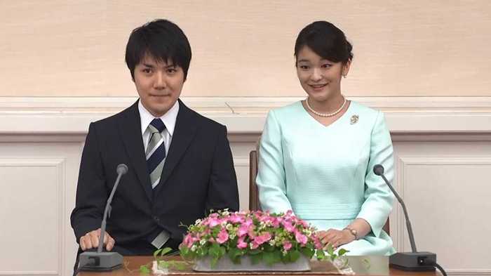 2017年9月の婚約会見