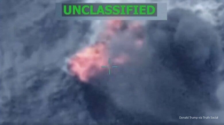 米軍がベネズエラからの麻薬運搬船を攻撃　テロリストの男3人死亡　トランプ大統領は麻薬流入の対応強化へ｜FNNプライムオンライン