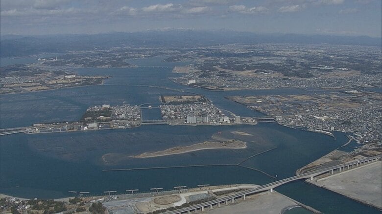 釣り客乗せた船に高波　海水流れ込む　6人重軽傷　浜名湖今切口｜FNNプライムオンライン