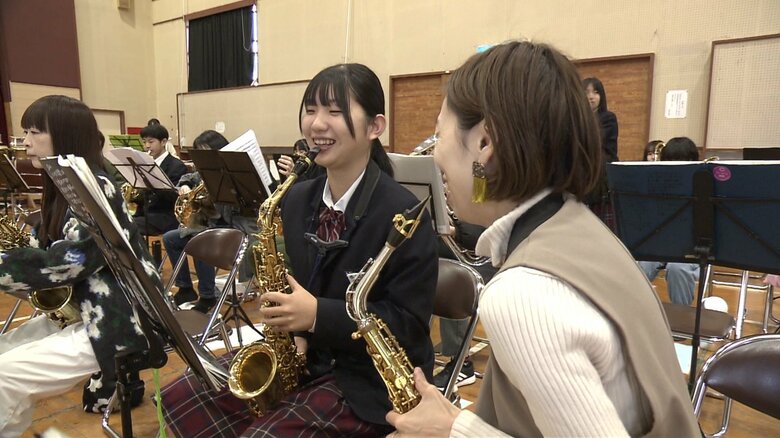 地域一体で音楽の楽しさ伝える「男鹿市民吹奏楽団」　部活動の地域移行で中学生の練習の充実へ【秋田発】｜FNNプライムオンライン