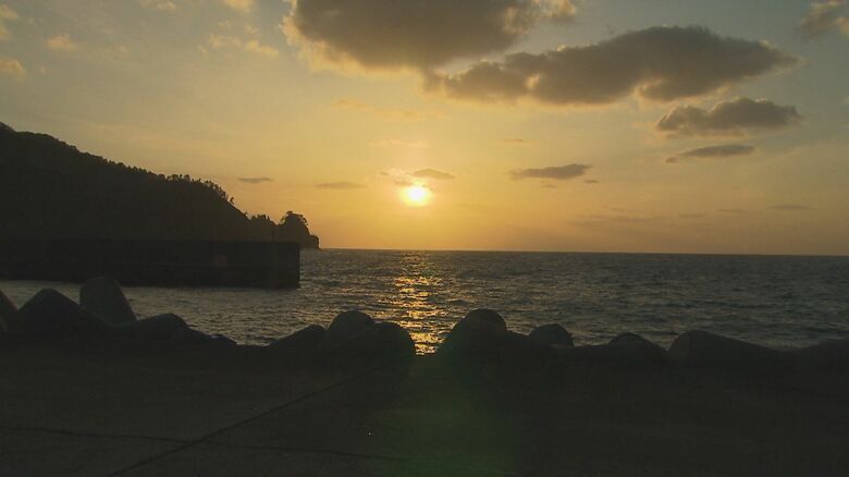 久見地区の夕暮れの景色