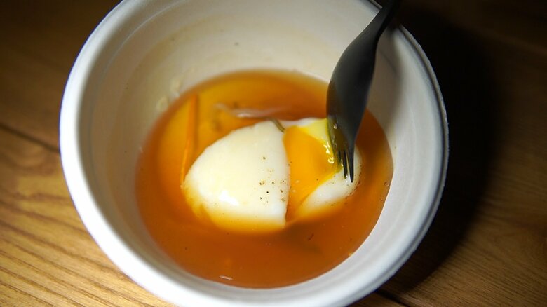 食のイベントで提供したサコ・モリシェフの温泉卵