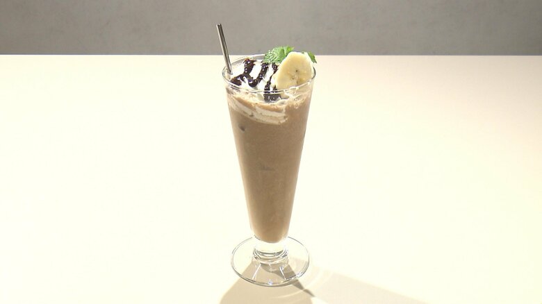特に人気なのはバナナなどフルーツが入ったコーヒー