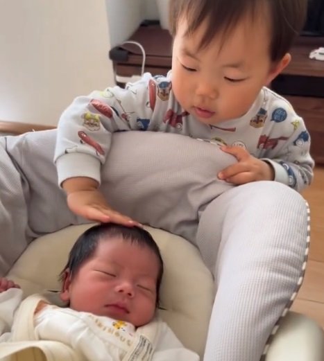 生まれたばかりのリンちゃんとゼンくん