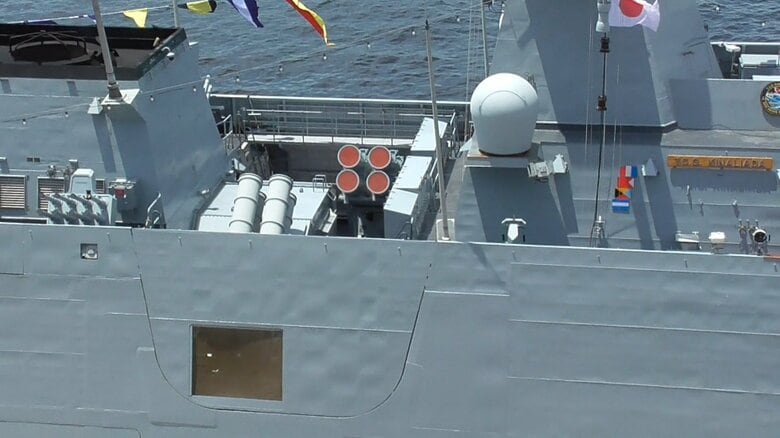 対艦ミサイルを発射する際、側壁のシャッターを開き噴射を逃がす構造か（6月12日）