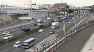 ゴールデンウィーク高速道路のUターンラッシュ始まる　中央道上り小仏トンネル付近で30キロ予測も