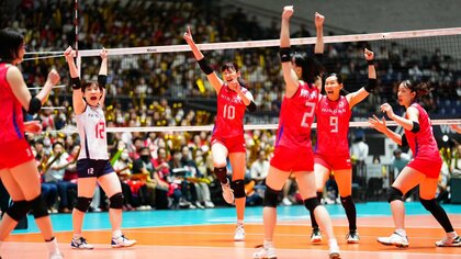 【速報】W杯バレー・女子　石川真佑と和田由紀子もサーブで貢献　日本対ブルガリア第1セットを接戦の末25対20で先取【パリ五輪予選】