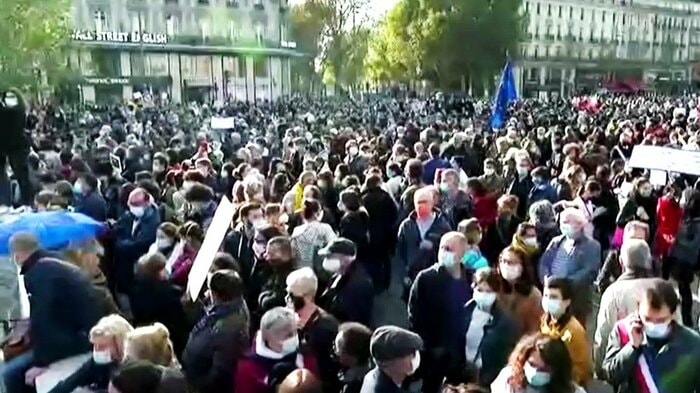 パティさんの追悼集会はフランス全土で行われた