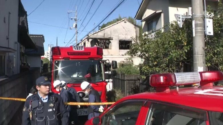 「窓を開けたらオレンジ色だった」　木造二階建ての住宅一棟が全焼　７０代の夫婦と連絡取れず　広島市｜FNNプライムオンライン