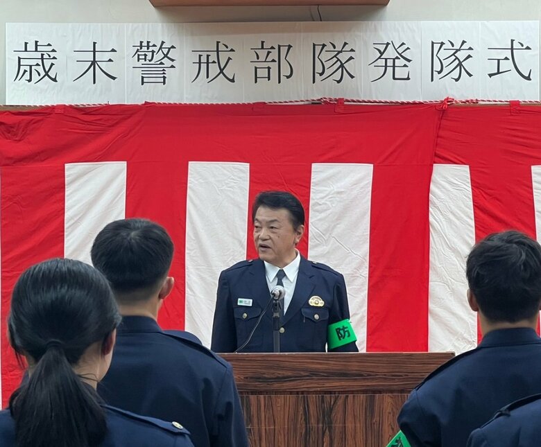 「警察手帳を画面越しに見せること絶対ない！」ニセ電話・SNS詐欺に要注意　ランニング巡回“パトロール隊”も投入　歳末特別警戒を開始　大阪府・泉南警察署｜FNNプライムオンライン