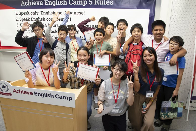 フィリピンから来日した英語講師が国内で英語を教える