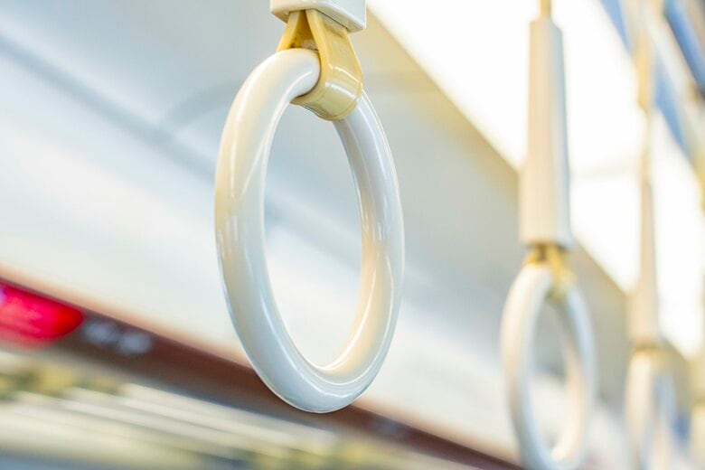 （つり革のイメージ）