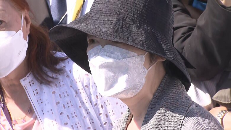 出所後、重信元最高幹部は記者会見を行った。