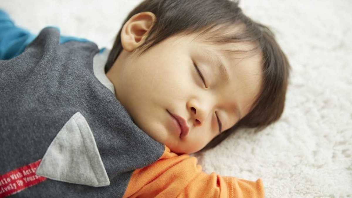 子どもの睡眠を奪う親が多い 5歳児に必要な睡眠時間はどれくらい 親のための 子どもの睡眠 基礎講座
