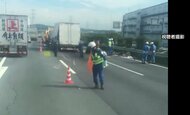 関越道で6台からむ事故　トラック運転の男性死亡、男女8人が軽い…