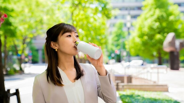 カフェオレやジュースもダメ？“水筒に入れてはダメ”な飲み物をメーカーが紹介…適切な水筒の使い方や手入れ方法を聞いた｜FNNプライムオンライン