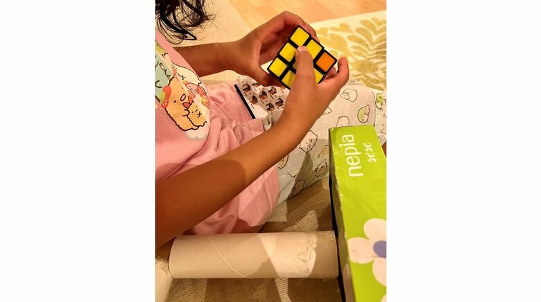 ルービックキューブを購入することで落ち着いた(提供:ユニユニさん)