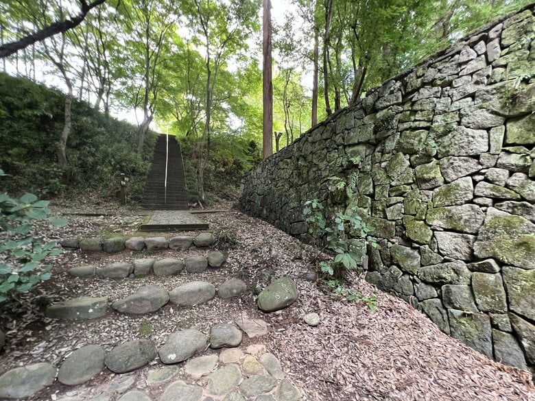 黒羽城跡は、黒羽城址公園として整備されている（栃木県大田原市）
