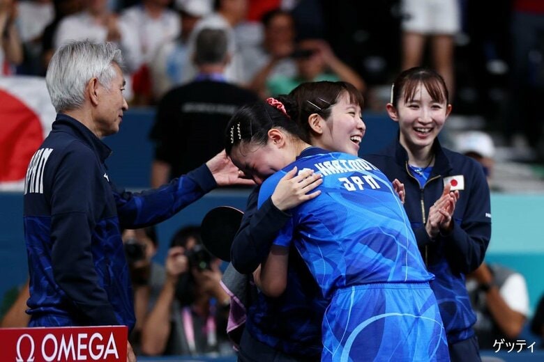 試合後涙を流す張本選手