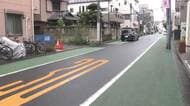 ひき逃げされ80代女性重傷　路上を歩行中に軽自動車が正面からはねて逃走　足や腕を骨折　東京・品川区