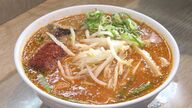 昼時には行列も…「信長ラーメン」　看板メニューは信長にちなんだ“赤いラーメン”【愛知発】