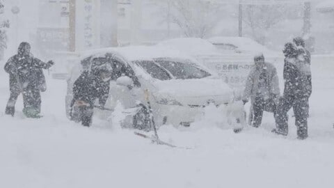 松江市で積雪38センチ…今季最強寒波で大雪に厳重警戒　8日夕方にかけ積雪など交通障害に厳重警戒を
