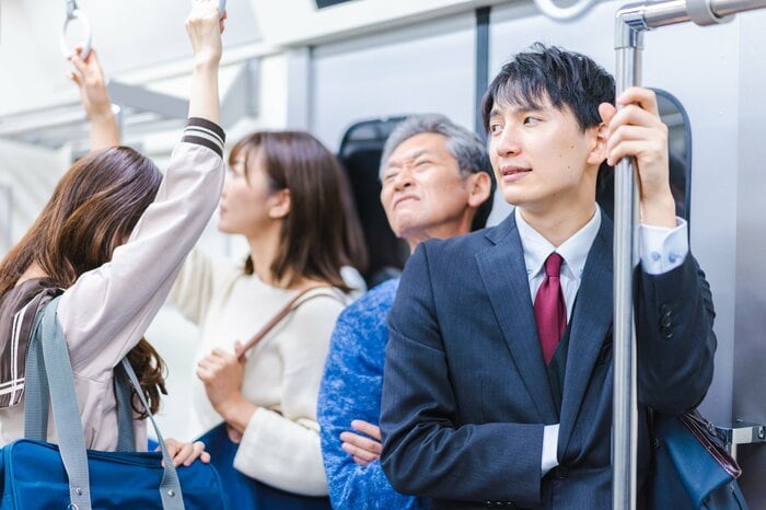 乗降口付近は混みやすい(画像はイメージ)