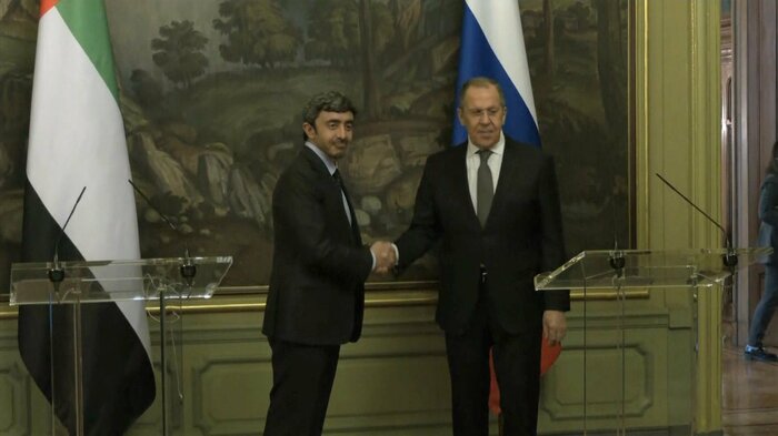 UAEのアブドラ・ビン・ザイド外相とロシアのラブロフ外相(モスクワ 3月17日)