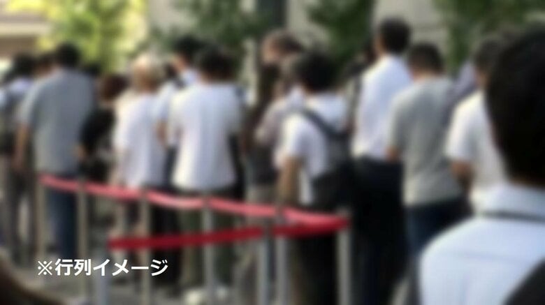 人気飲食店の長い行列「自分の番だ」と思ったら“連れ”を呼び込む前の人『代表待ち』ってマナー違反じゃない？お店も客も結局「思いやり」が大事&lt;br /&gt;｜FNNプライムオンライン