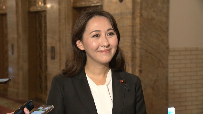 「リーダー」部門選出の英利アルフィヤ衆院議員