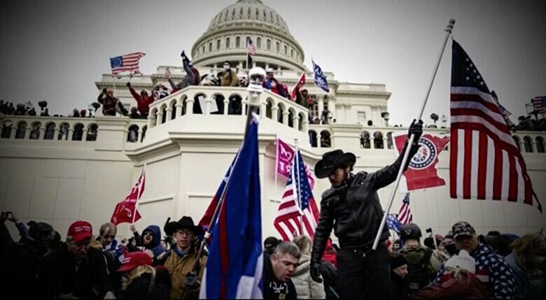 アメリカ国内では未だ議会襲撃を評価する声も