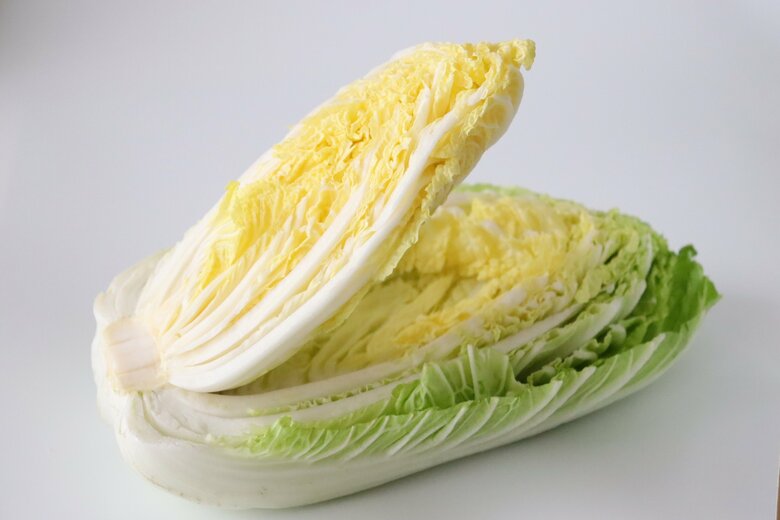 カットされた白菜の場合は、成長点のある内側から使います