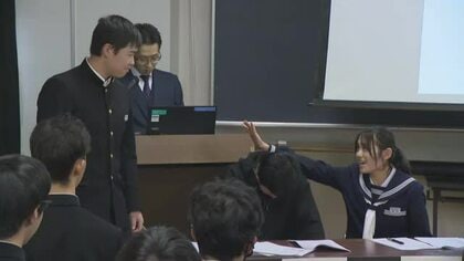 中学生が模擬少年審判に挑戦　「お父さん、もうやめて！」迫真の演技で法の重要性を学ぶ