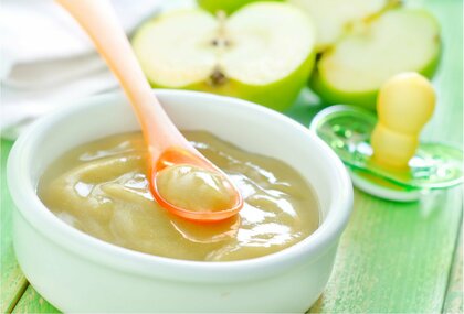 相次ぐ乳児の窒息事故を防ぐため…“硬さチェック”と“口の中の確認”の重要性と、安心できる離乳食の作り方