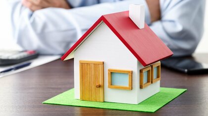 実家じまいは素人だけでやりきるのは難しい！頼りたい分野ごとの専門家一覧と適切な専門家を選ぶ4つのポイント