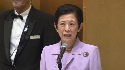 「実体験に基づいたスピーチには説得力」久子さま中学生に英語でエール 英語弁論大会