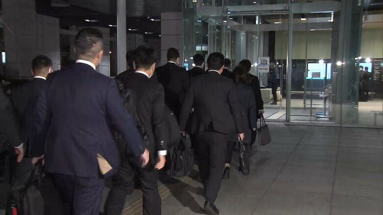 【速報】「お前の人事異動がどうなっても知らないからな」議員が職員に不当要求 　東京・千代田区 汚職事件受けアンケート結果…入札前情報「要求」も｜FNNプライムオンライン