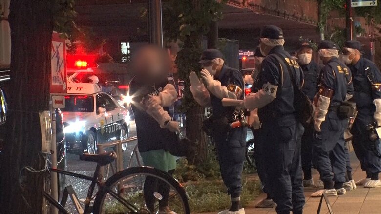 喫茶店を出た直後、佐々木被告は、包丁で、山中幹部を刺したという。