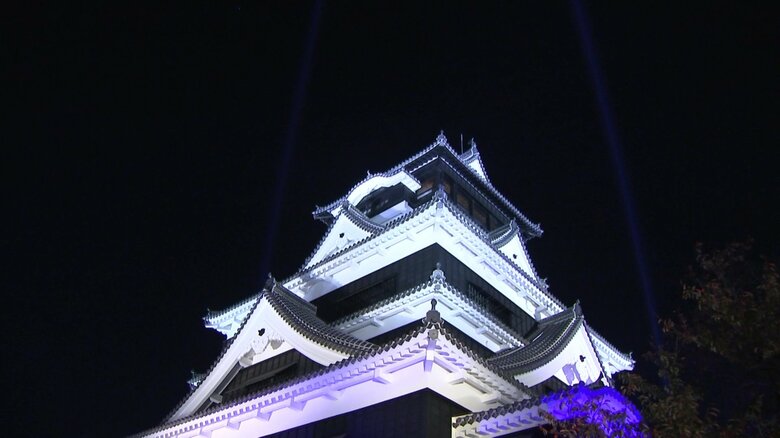 ライトの向きを調整中