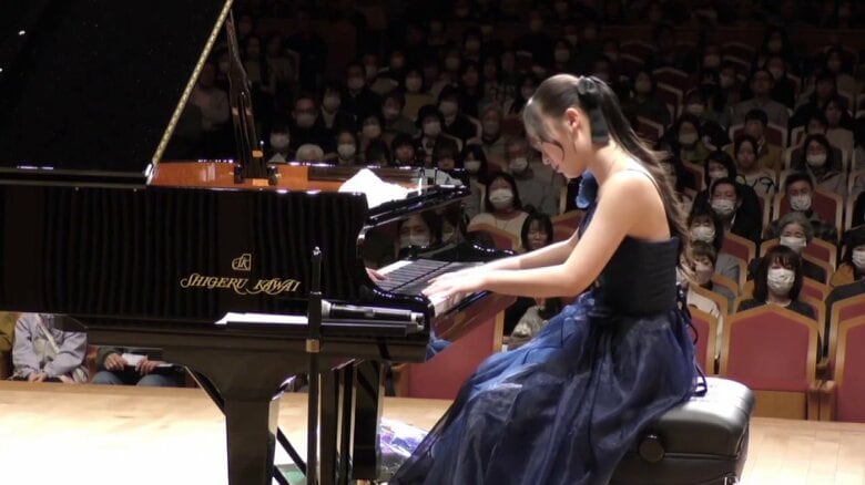 2025年3月に秋田市で開いたソロリサイタルの様子（本人提供画像）