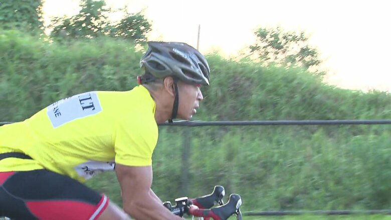 一心不乱にペダルをこぐ北原さん